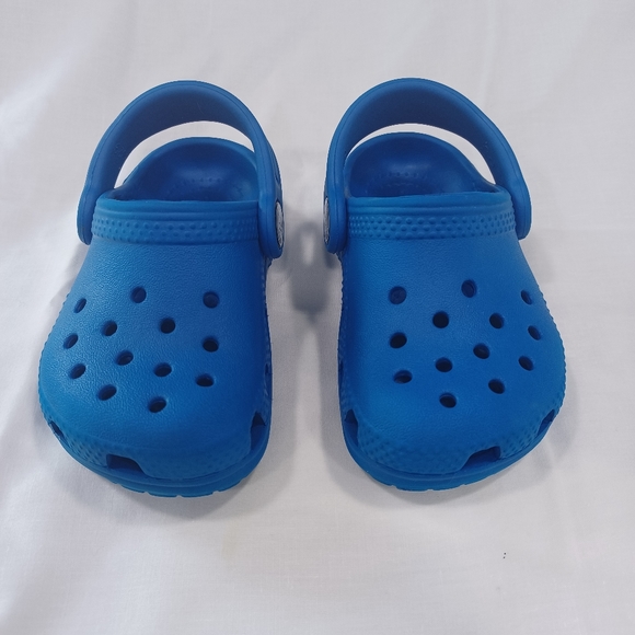 Crocs - Picture 2 of 3